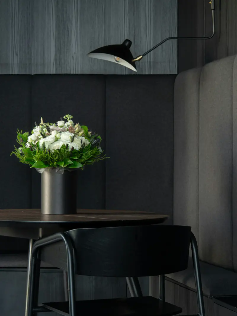 Bình hoa nghệ thuật