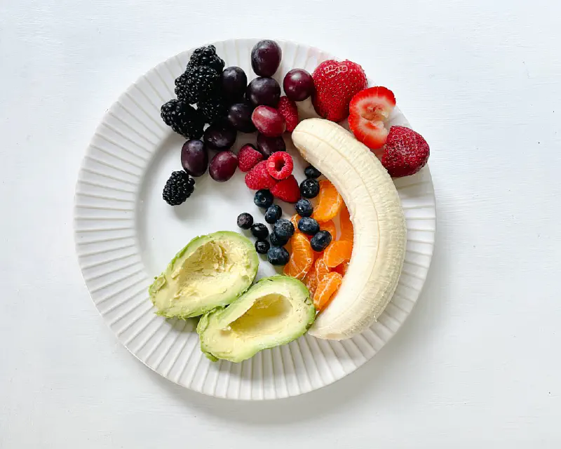 Chùm nho tím tươi