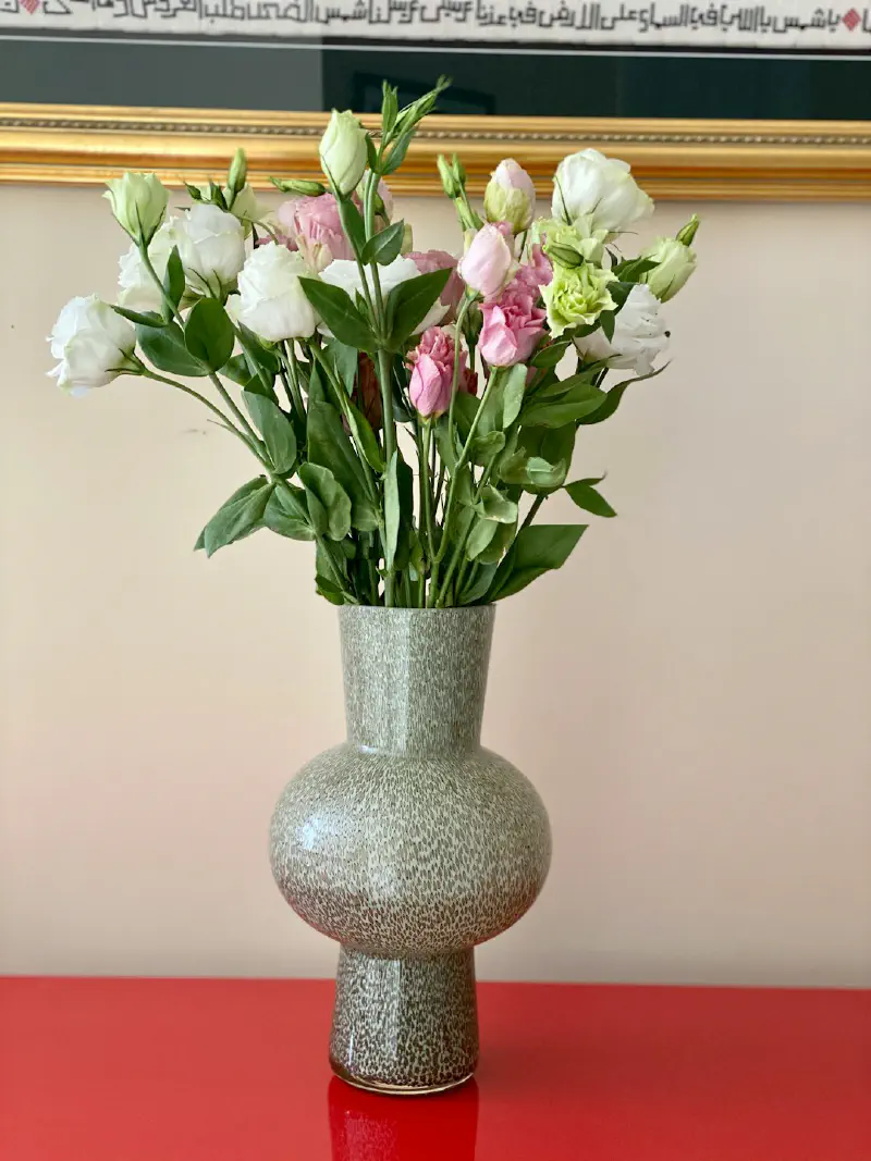 Bình hoa dáng chén